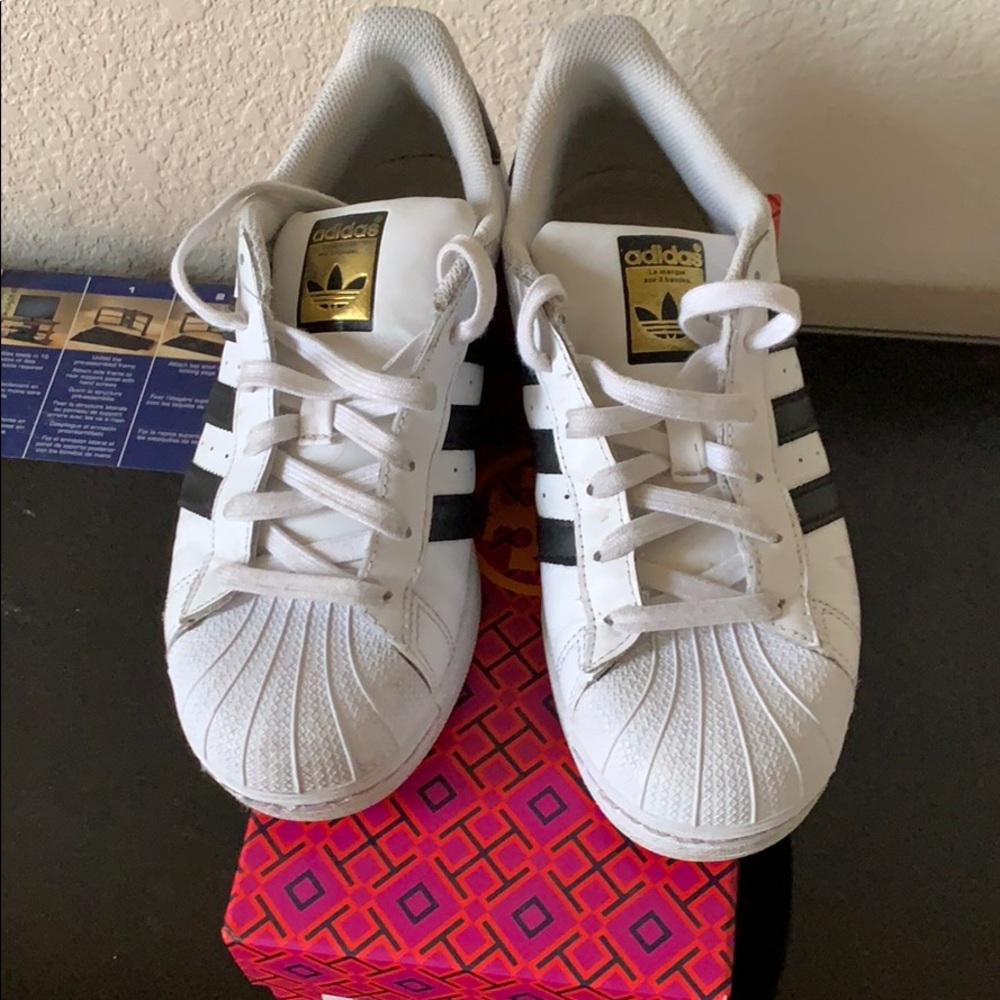 Adidas Superstar